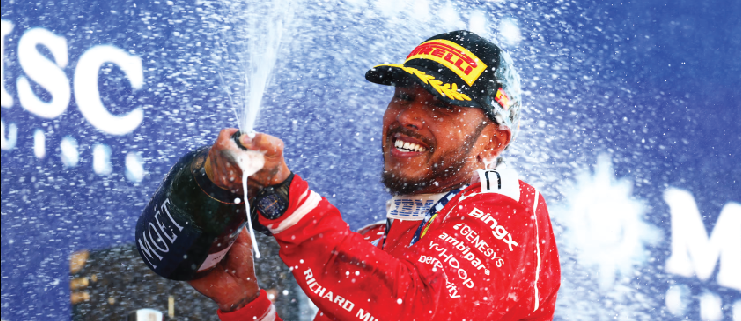 Хэмилтон одержал первую победу в составе Ferrari