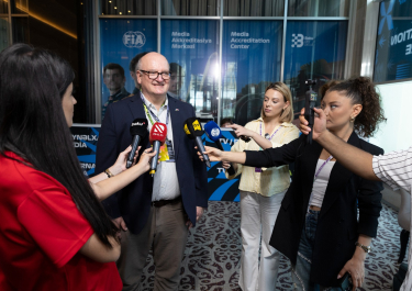 British Ambassador Attends Formula 1 Azerbaijan Grand Prix